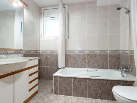Appartement avec jardin et piscine privée pour 7-8 pers. - Photo 15