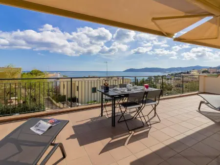 Penthouse avec Terrasse à 250m Plage - 3 Chambres, Garage Inclus - Photo 1