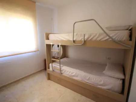Appartement neuf avec piscine, jardin, à 400 m de la plage et près des commerces, idéal pour familles. - Photo 6