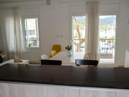 Appartement moderne 3 chambres, face mer à Llançà - Photo 9