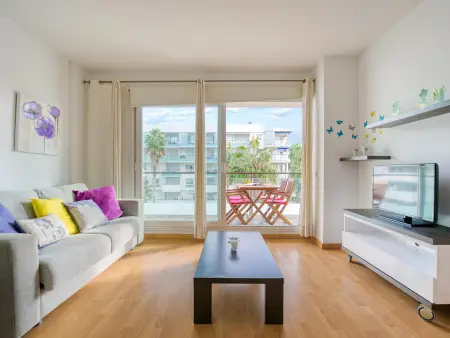 Bel appart. familial à Roses: 1,2 km plage, piscine, parking, proche commerces & supermarchés - Photo 1