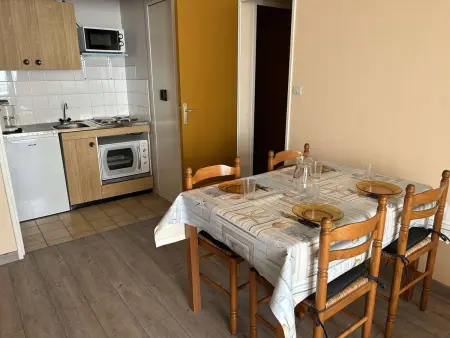 Appartement 2 pièces avec balcon et parking à Saint-Gilles-Croix-de-Vie - Photo 9