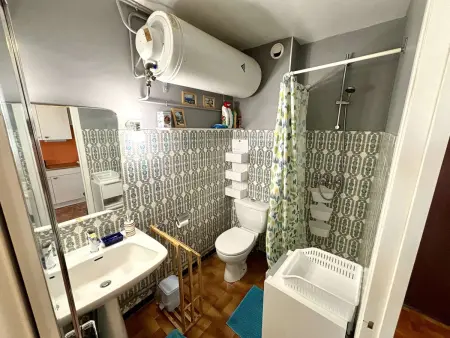 Studio cosy à Port-la-Nouvelle, à 300m de la plage, avec balcon, salon de jardin et ménage inclus - Photo 5