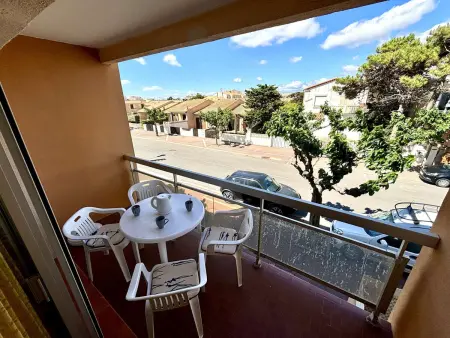 Studio cosy à Port-la-Nouvelle, à 300m de la plage, avec balcon, salon de jardin et ménage inclus - Photo 7