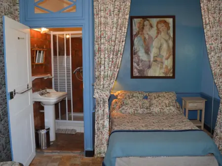 Château Directoire avec Piscine Privée et Jardin - Photo 24