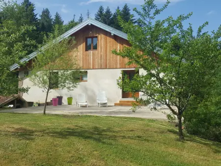Gîte élégant en pleine nature avec terrasse, départ randonnées, parking privé et équipements inclus - Photo 10