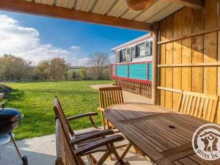 Roulotte climatisée avec piscine et jardin, Gite 4 personnes à Lys Haut Layon - Photo 7