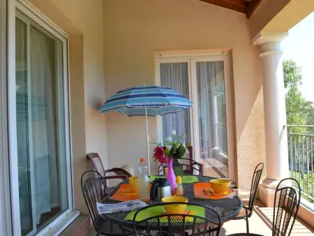 Appartement 3 pièces avec terrasse, piscine, parking et navette plage à Sainte-Maxime - Photo 1