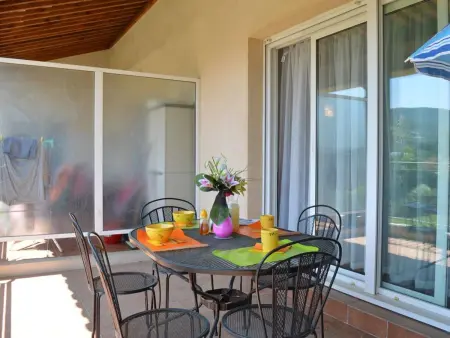 Appartement 3 pièces avec terrasse, piscine, parking et navette plage à Sainte-Maxime - Photo 2