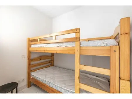 Appartement Studio Cabine à Fréjus, Piscine, Plage à 500m, Clim, Parking, Terrasse, 4 Couchages - Photo 6
