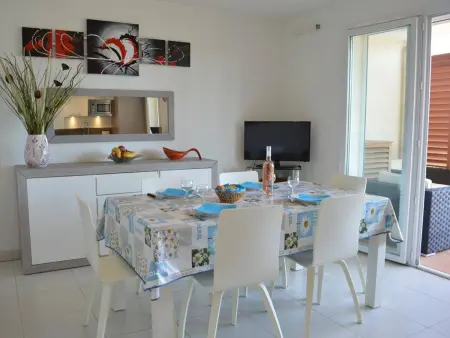 Spacieux 3 pièces avec terrasse, piscine et garage, à 2 pas de la plage – Saint Raphaël - Photo 1