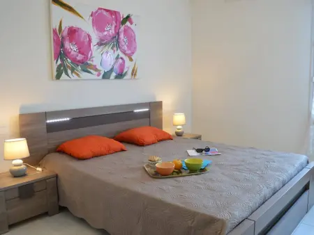 Spacieux 3 pièces avec terrasse, piscine et garage, à 2 pas de la plage – Saint Raphaël - Photo 6
