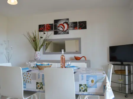Spacieux 3 pièces avec terrasse, piscine et garage, à 2 pas de la plage – Saint Raphaël - Photo 13