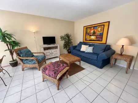 Appartement Confort 4 Pers, Proche Plage et Centre, Parking Inclus - Saint Raphaël - Photo 2