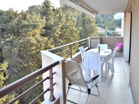 Appartement T3 lumineux avec terrasse, climatisation, garage et Wifi à 2 pas des plages - Cavalaire - Photo 4