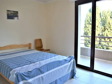 Appartement T3 lumineux avec terrasse, climatisation, garage et Wifi à 2 pas des plages - Cavalaire - Photo 6