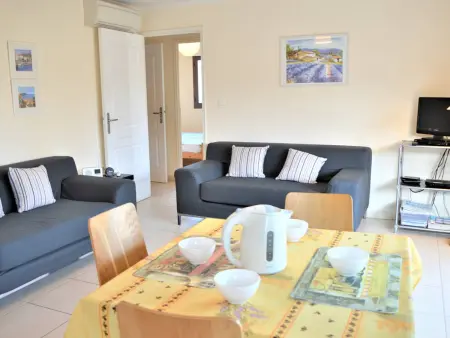 Appartement T3 lumineux avec terrasse, climatisation, garage et Wifi à 2 pas des plages - Cavalaire - Photo 8