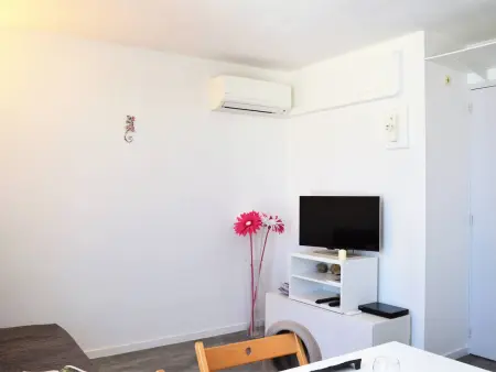 Appartement Climat. 4 pers. avec Parking Privatif au Lavandou, Proche Centre et Plage - Photo 1