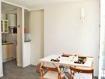 Appartement Climat. 4 pers. avec Parking Privatif au Lavandou, Proche Centre et Plage - Photo 2