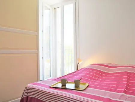 Appartement Climat. 4 pers. avec Parking Privatif au Lavandou, Proche Centre et Plage - Photo 7