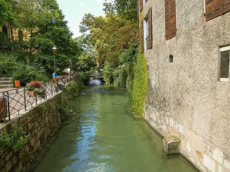 Annecy : Spacieux F2 à 50m du lac avec balcon et parking - Photo 11