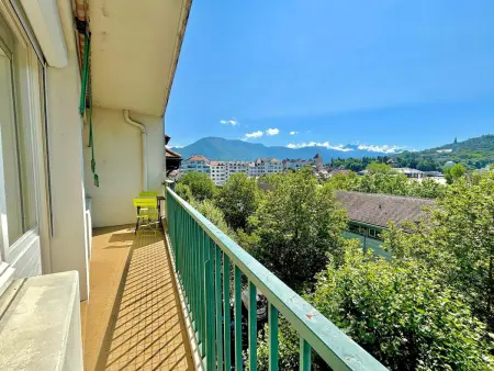T3 spacieux à Annecy avec balcon vue montagnes, animaux admis - Photo 2