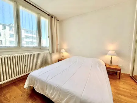 T3 spacieux à Annecy avec balcon vue montagnes, animaux admis - Photo 3