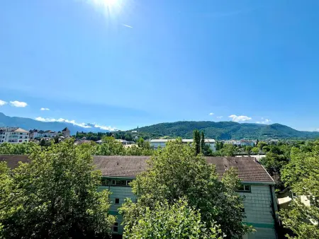 T3 spacieux à Annecy avec balcon vue montagnes, animaux admis - Photo 8