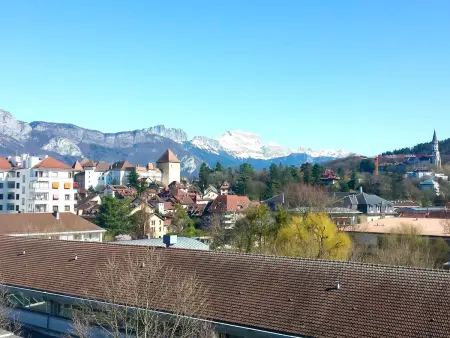 T3 spacieux à Annecy avec balcon vue montagnes, animaux admis - Photo 9