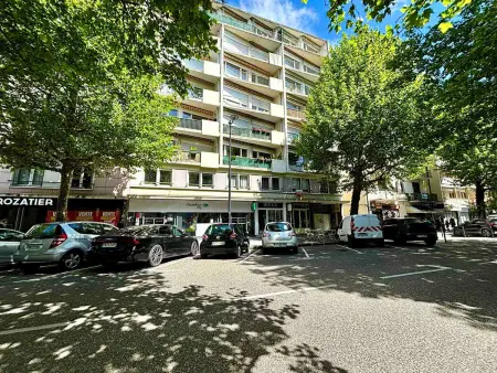 T3 spacieux à Annecy avec balcon vue montagnes, animaux admis - Photo 12