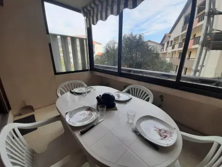 Studio Cosy au Pied du Port de Plaisance de Capbreton pour 4 Pers. avec Wifi et Plages Proches - Photo 4