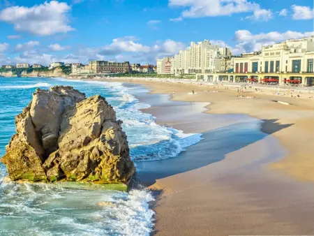Appartement rénové pour 4 pers en centre de Biarritz à 250m de la plage - Photo 10