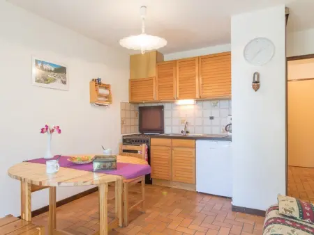 Studio cosy proche des Grands Bains, ski nordique, balcon sud-est, 4 couchages, local à skis - Photo 2