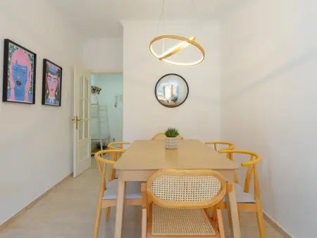 Appartement lumineux au cœur de Malaga avec 3 chambres, 2 salles de bain et balcons charmants - Photo 5