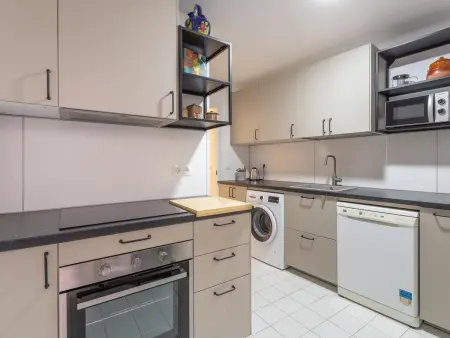 Appartement lumineux au cœur de Malaga avec 3 chambres, 2 salles de bain et balcons charmants - Photo 13