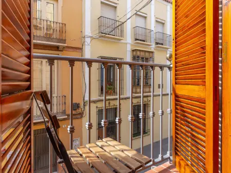 Appartement lumineux au cœur de Malaga avec 3 chambres, 2 salles de bain et balcons charmants - Photo 16