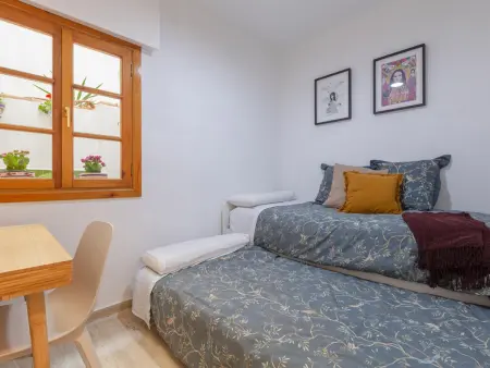 Appartement lumineux au cœur de Malaga avec 3 chambres, 2 salles de bain et balcons charmants - Photo 24
