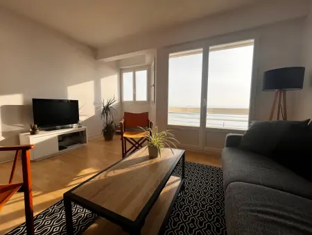 Studio spacieux face mer avec balcon et garage, proche plage et commerces aux Sables-d'Olonne - Photo 3
