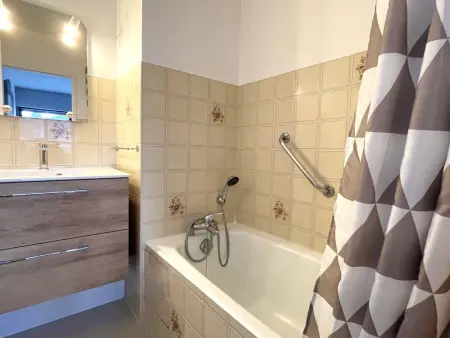 Studio calme avec parking et animaux admis à Aix-les-Bains - Photo 3