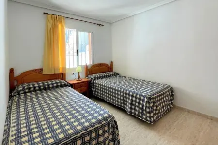 Apartamento planta 1ª o 2ª con terraza, Appartement à Vera près de la plage - Photo 3