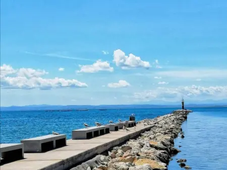Studio rénové, bien équipé, climatisé avec parking privé, à 200m de la plage et promenade à Roses - Photo 20