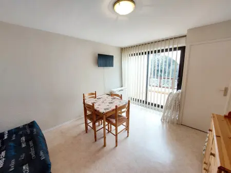Appartement 2 pièces à 300m de la plage avec balcon ensoleillé à Saint-Georges-de-Didonne - Photo 2