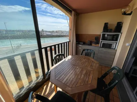 Appartement proche plage avec piscine, parking et animaux admis - Photo 1