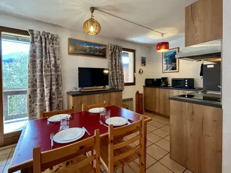 Studio cosy avec terrasse, 4 couchages, au pied des pistes à Briançon - Photo 1