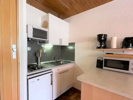 Studio 2 étoiles pour 4 pers. avec balcon à Briançon - Photo 3