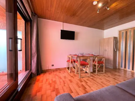 Studio 2 étoiles pour 4 pers. avec balcon à Briançon - Photo 8