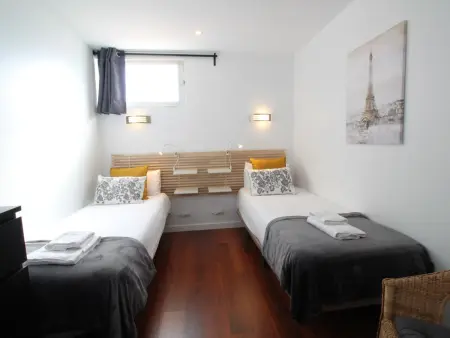Magnifique appartement à Malaga avec piscine, jardin, parking, terrasse et vue sur la mer - Photo 17