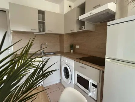 Appartement climatisé, 2 pièces, piscine, terrasse, parking privé, proche port - Gruissan - Photo 5