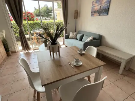 Appartement climatisé, 2 pièces, piscine, terrasse, parking privé, proche port - Gruissan - Photo 8