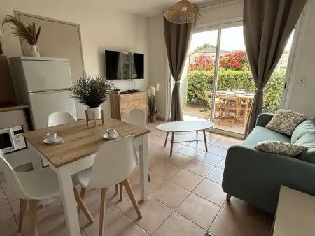 Appartement climatisé, 2 pièces, piscine, terrasse, parking privé, proche port - Gruissan - Photo 9